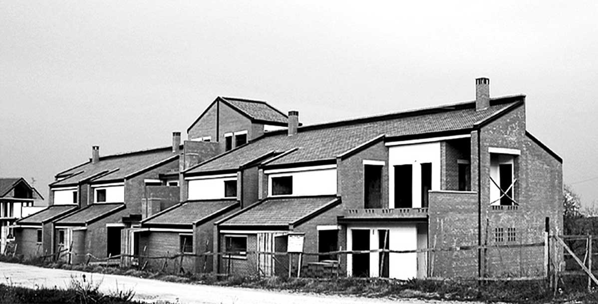 18 - Intervento di edilizia abitativa a Spezzano Albanese (CS), per ATERP Cosenza - Vista esterna