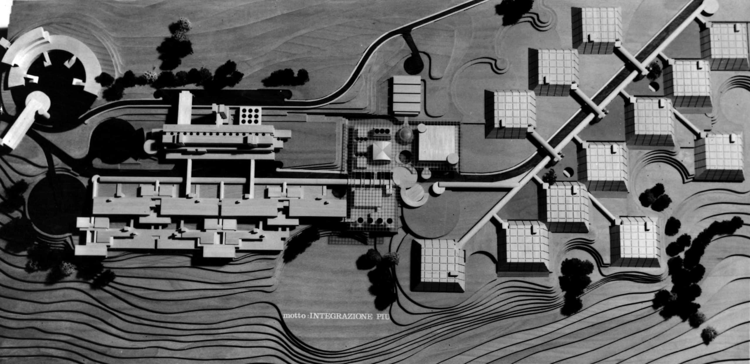 8 - Progetto del nuovo ospedale psichiatrico provinciale a Fermo (AP); con Studio Architetti. Concorso nazionale, senza seguito per sopraggiunta L. 180/1978 - Vista zenitale del plastico