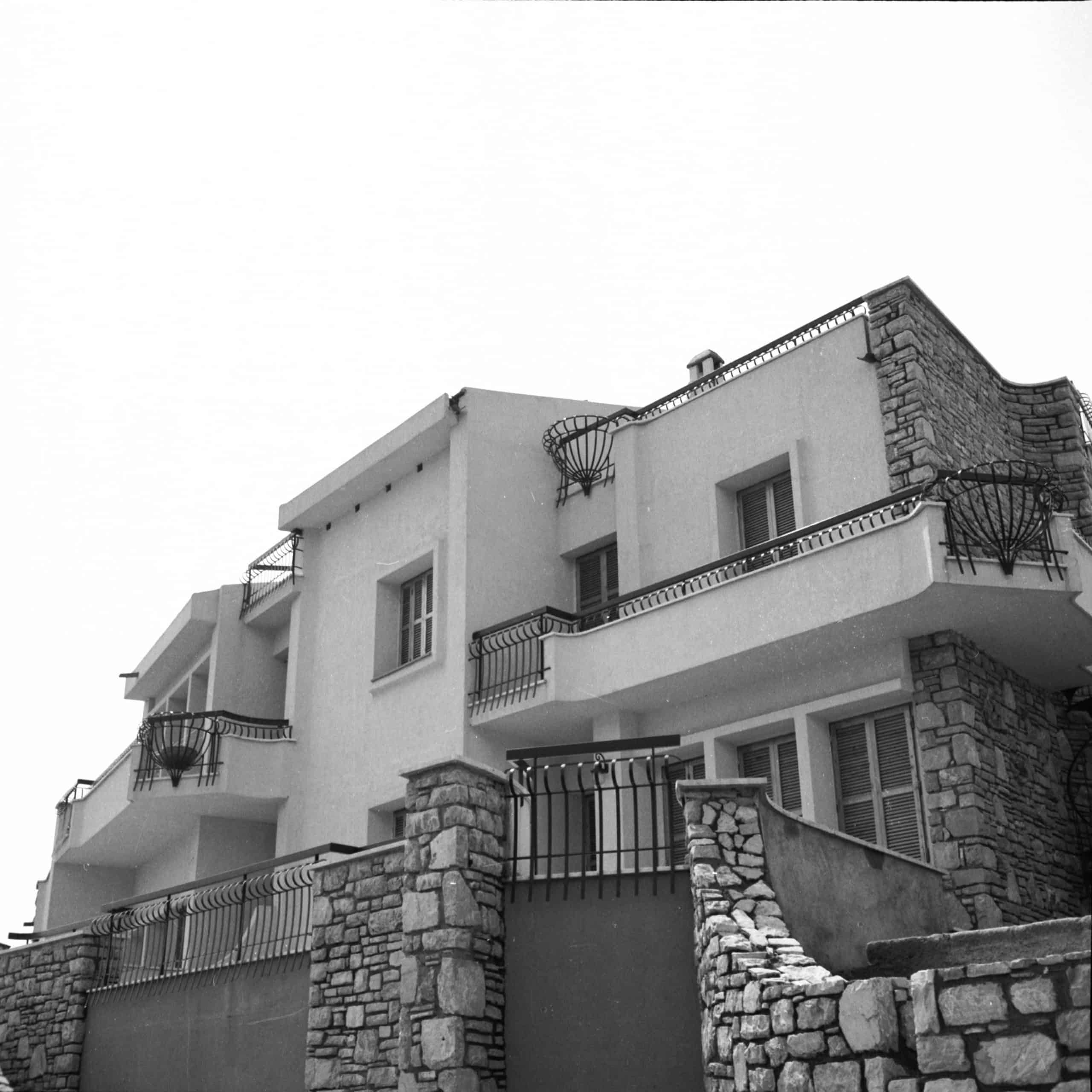 8 - Villa trifamiliare Di Raimo in via Campo delle Monache, Sperlonga (LT) - Vista esterna