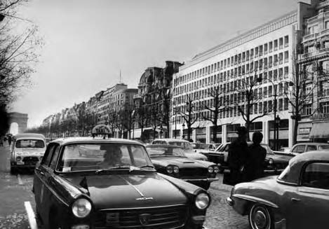 4 - Edificio per uffici con galleria commerciale Pan American Bulding sugli Champs Elysèes, Parigi