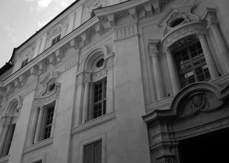 16 - Restauro della facciata del Palazzo di Propaganda Fide a Piazza di Spagna, Roma - vista esterna