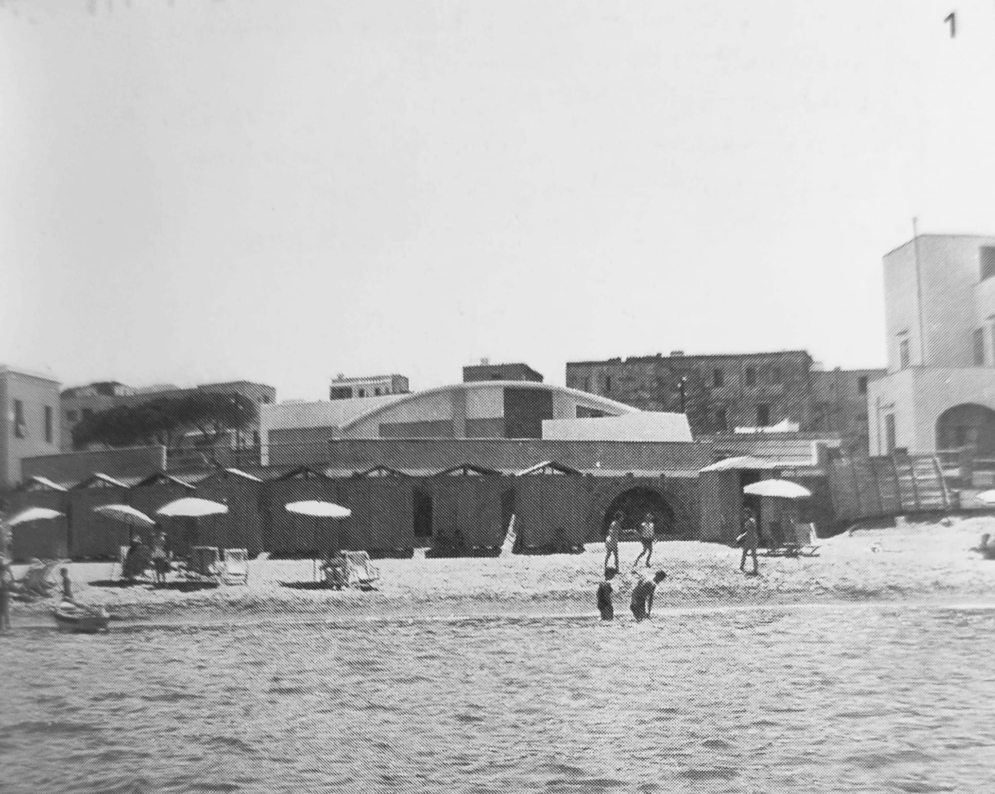 1 - Villa a S.Agata sui due golfi, Salerno, 1953 - l'inserimento nel contesto