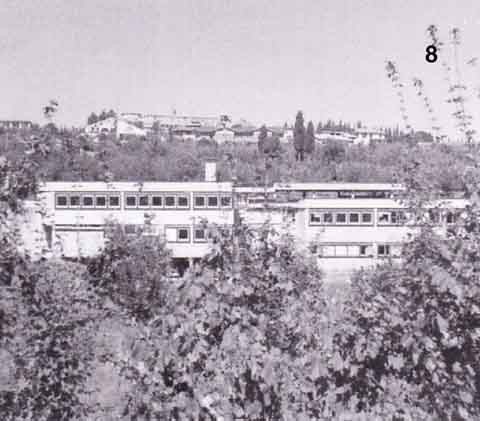 8b - Scuola media, Sinalunga (SI), 1970, (con M. Taddei)