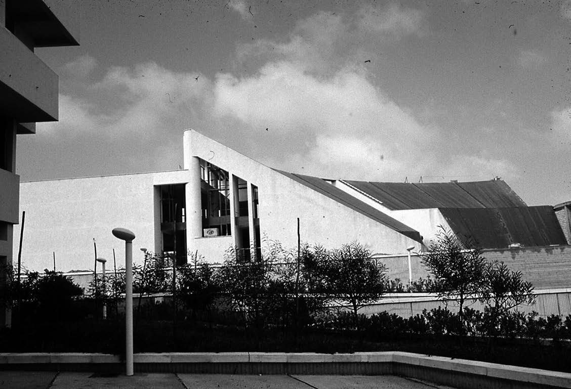 11. Centro sociale a Vita (TP), C. Conforto, G. De Giorgi, A. Muntoni, M. Pazzaglini e G. Remiddi, 1970 - Vista esterna