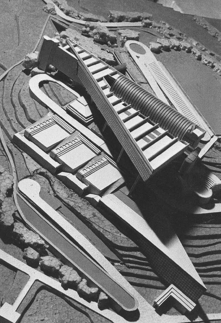 18. Centro scolastico polivalente a Idro (BS), C. Conforto, G. De Giorgi, A. Muntoni e M. Pazzaglini, concorso nazionale, 1978 - Vista del plastico