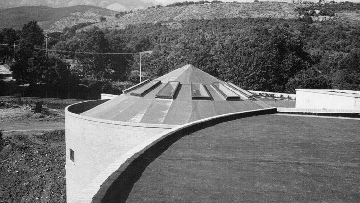 25. Scuola elementare in località Melogrosso a Sezze (LT), G. De Giorgi, concorso appalto,
I premio, 1992 - Vista di dettaglio della copertura della mensa