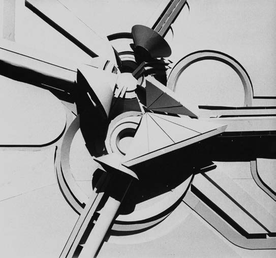 4. Centro commerciale a Gallipoli (LE),
A. Muntoni, tesi di laurea, 1967 - Vista del plastico