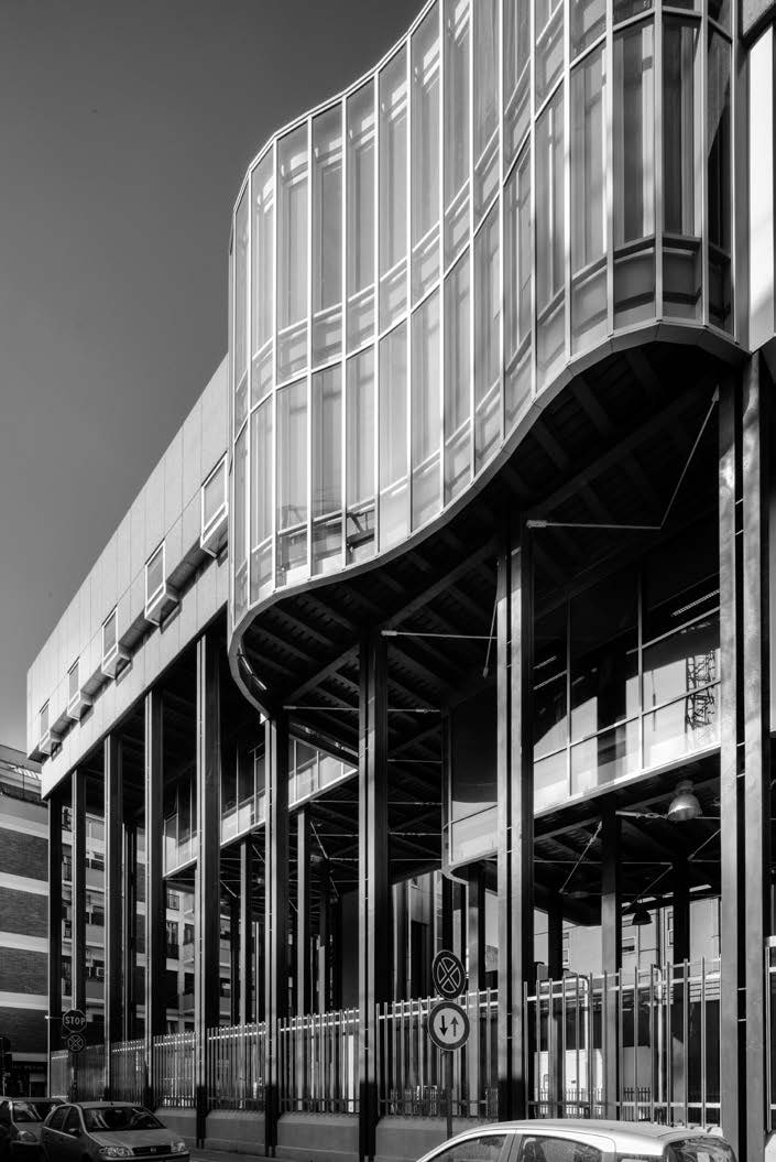 46. Centro Infosapienza (ex Istituto di Neuropsichiatria infantile) a Roma - San Lorenzo, G. De Giorgi, A.
Muntoni e M. Pazzaglini, collaboratori: M. Lauriola e L. Pazzaglini, 2012-15 - Vista d'angolo