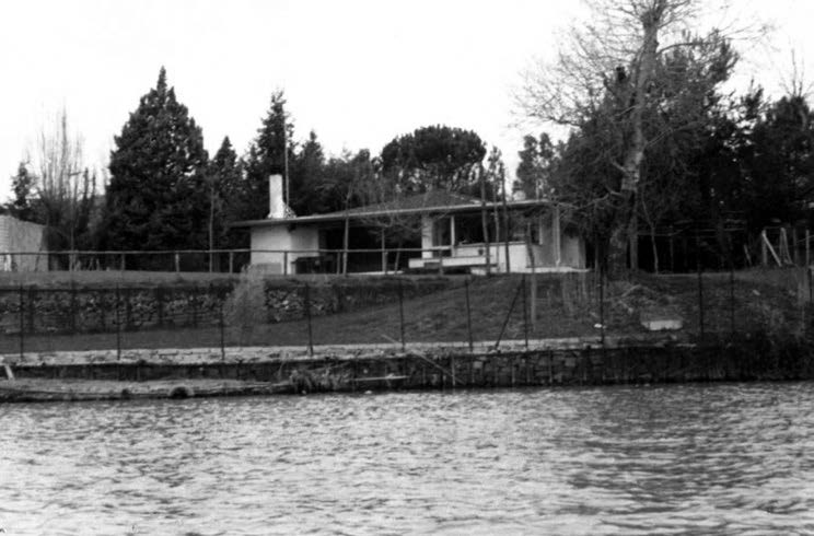 10. Casa sul Tevere in via Tiberina a Labaro (RM), 1975 – Vista esterna dal fiume