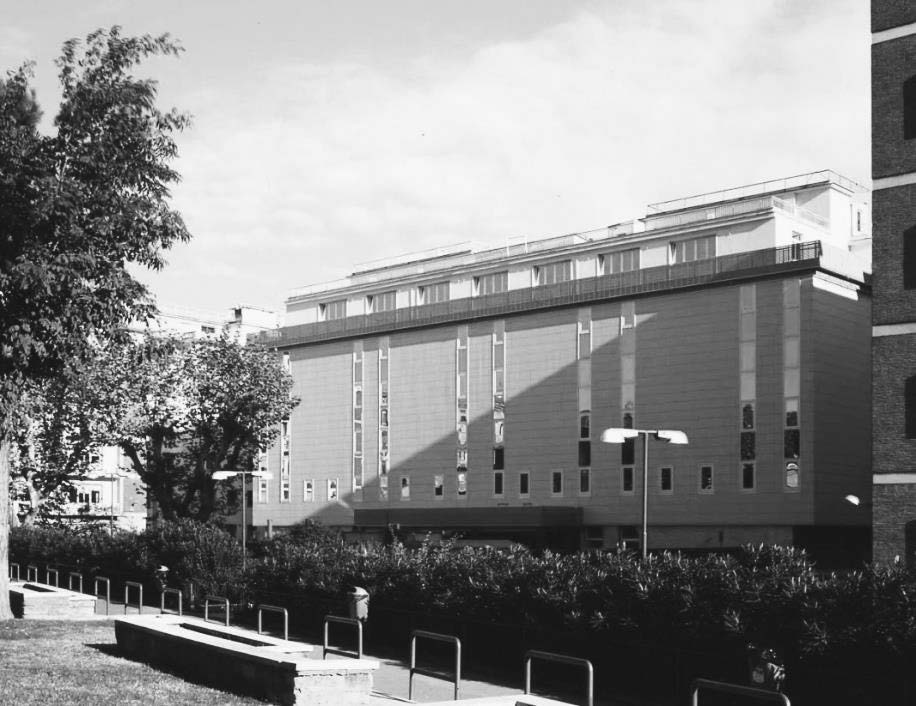 10. Ristrutturazione dell’Ospedale “S. Giovanni Addolorata” a Roma, con A. Martini, Studio Gigli e Studio Manara, 1995-98 - Vista esterna