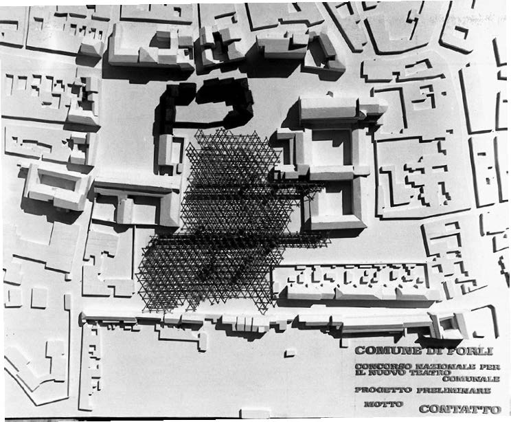 7. Progetto per il nuovo teatro comunale di Forlì, concorso nazionale, 1982 – Vista del modello