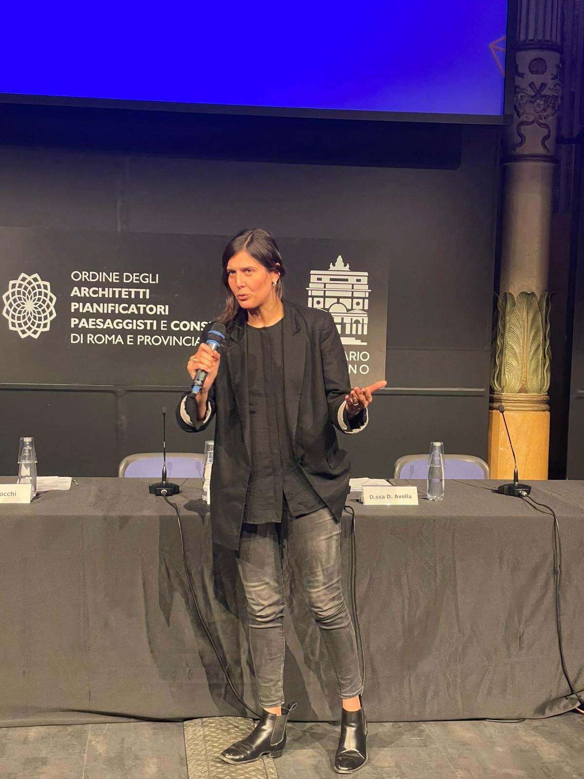 PHOTO-2025-12-16-08-43-34